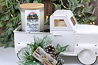 8 oz Holly & Mistletoe Soy Candle